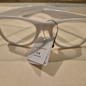 NEW Leico Fashion Nonprescription Lenses